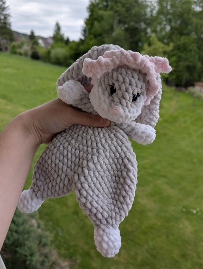 Häkelanleitung: Süßes Schnuffel-Tuch Elli mit Stirnband