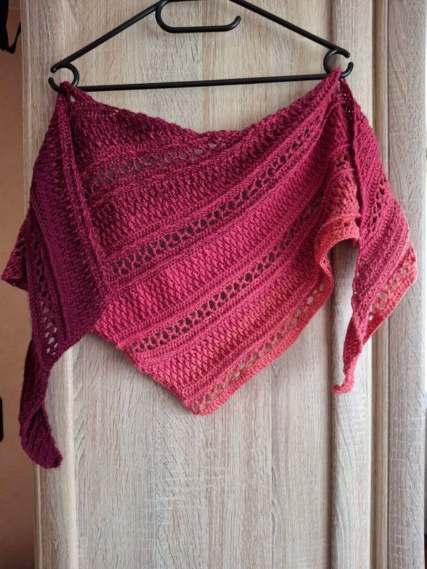 Crochet pattern shawl Flowmere - Image 9