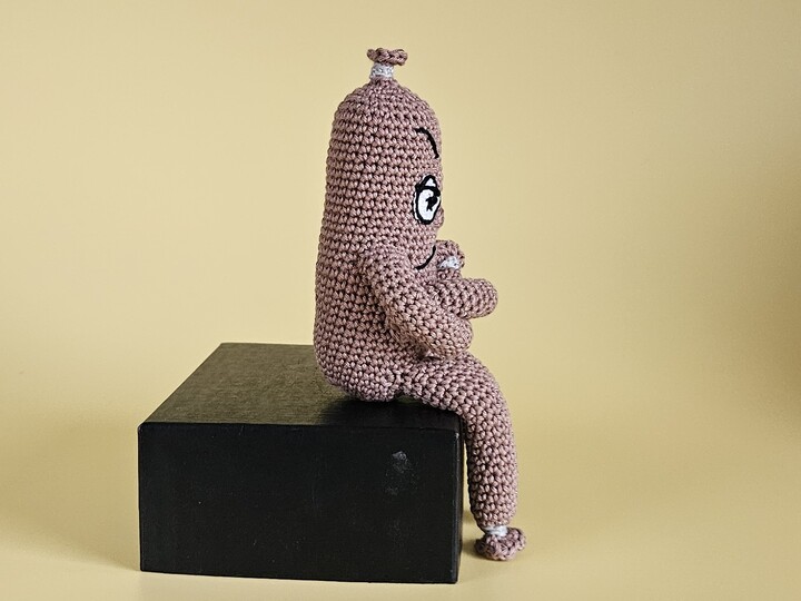 Häkelanleitung beleidigte Leberwurst – lustige Amigurumi Figur häkeln