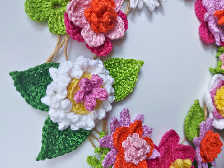 Blumenzauber - Häkelanleitung für Dekoblumen