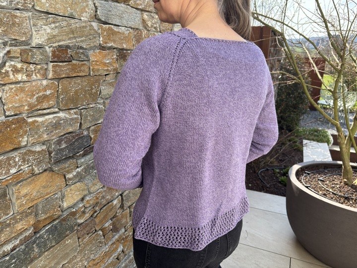 Sommer Jacke ‘Elara’ – Eine Strickanleitung