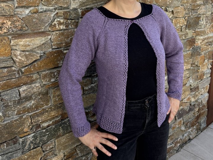 Sommer Jacke ‘Elara’ – Eine Strickanleitung