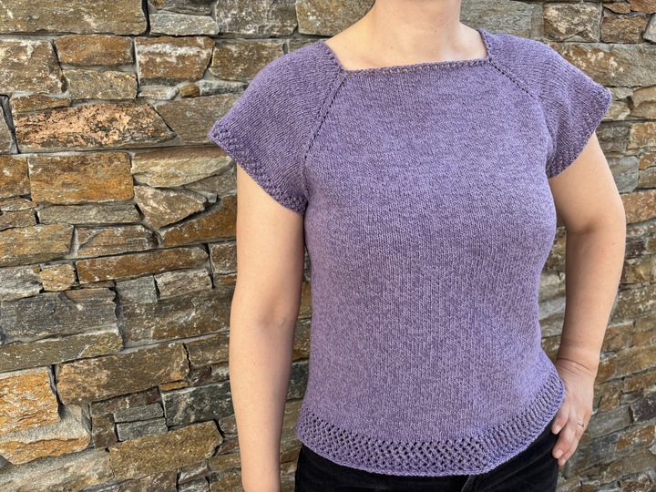 Twinset ‘Elin’ & ‘Elara’– A  Knitting Pattern