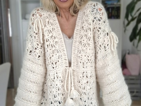 Marchy Häkeljacke - Häkelanleitung im Patchworkstil