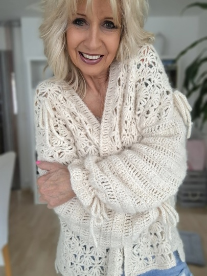 Marchy - Häkelanleitung für Jacke und Wendepulli im Patchworkstil