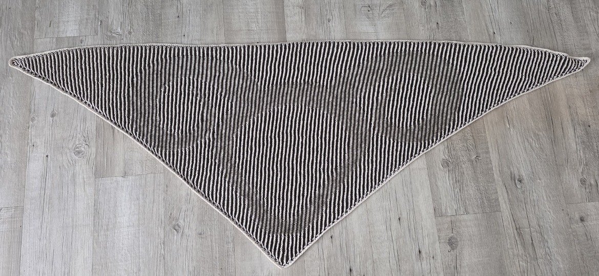 Aries, Shadow Knitting, Illusion Knitting, Motif Shawl