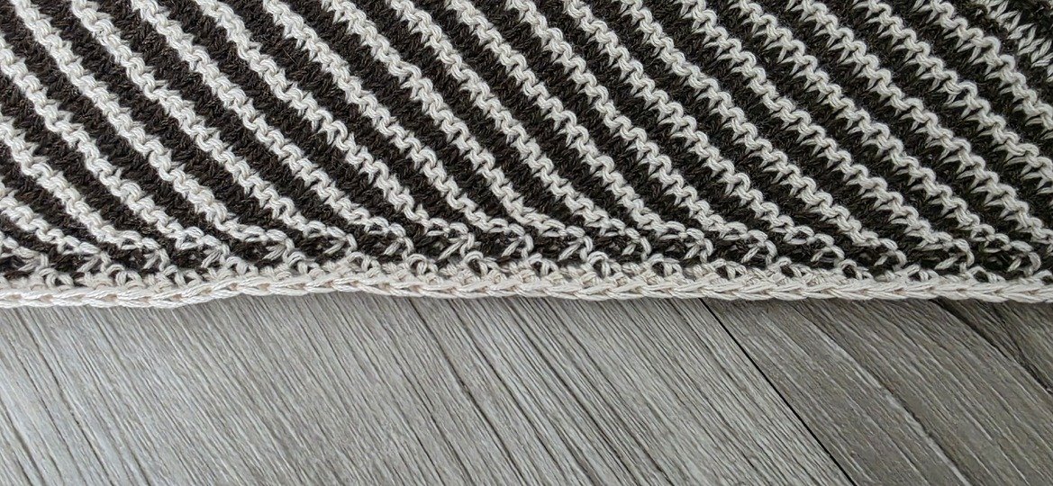 Aries, Shadow Knitting, Illusion Knitting, Motif Shawl