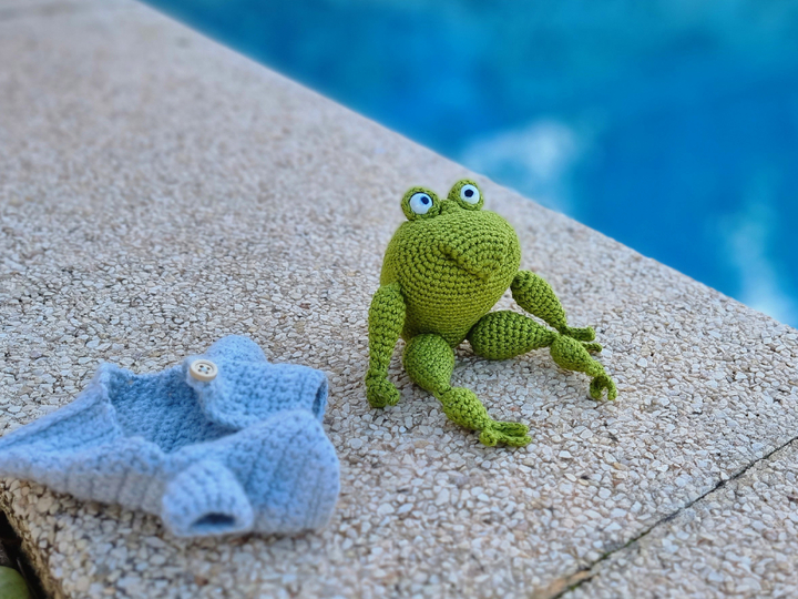 P19 Häkelanleitung Frosch mit Jacke, Amigurumi ,Schlüssel-,Taschenanhänger