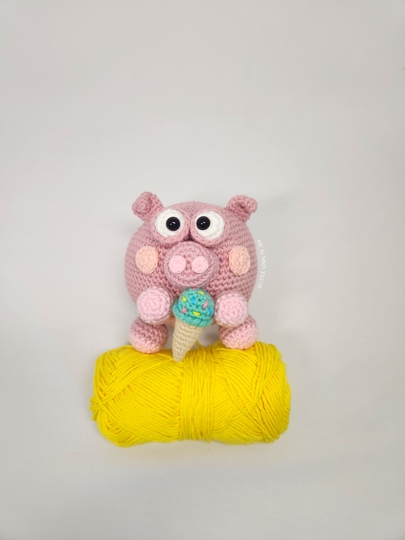 Crochet Pattern Amigurumi Pig "Ophelia"