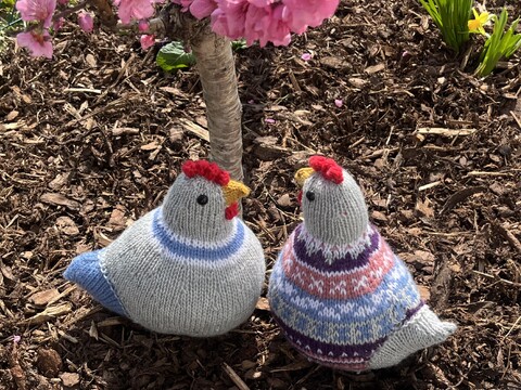 Osterhühner Georg und Friedrich * Strickanleitung