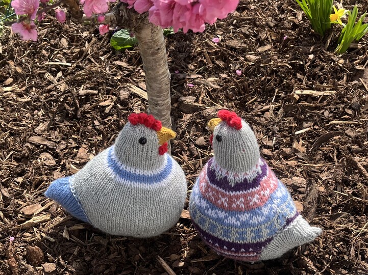 Osterhühner Georg und Friedrich * Strickanleitung