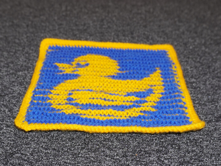 Gummiente Illusionsstricken