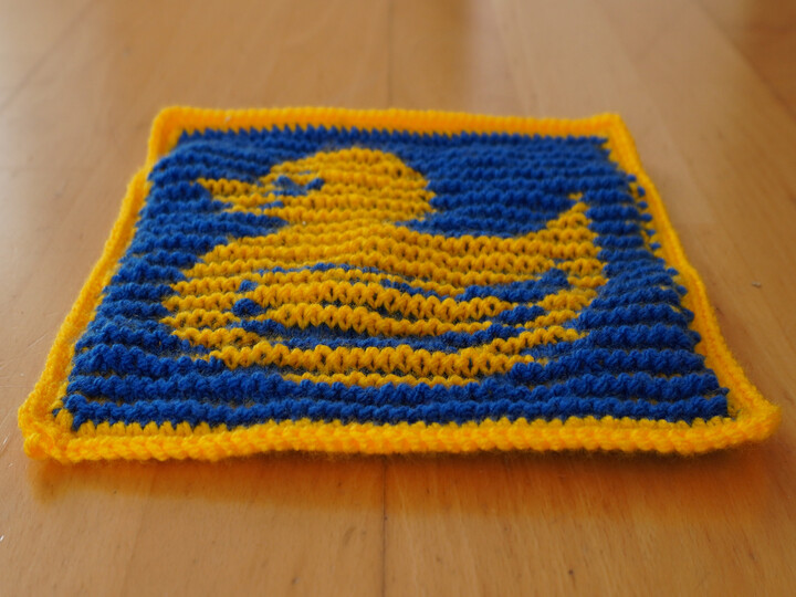 Gummiente Illusionsstricken