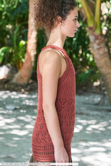 Top mit Häkelbordüre