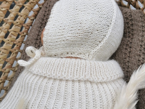 Zarte Babymütze stricken - Anleitung Babyhaube für Neugeborene