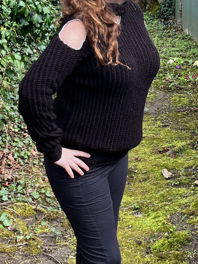 Crochet Pattern Sweater "Black Beauty"