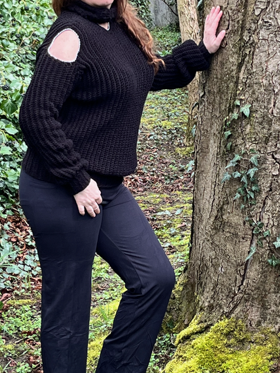 Häkelanleitung Cut-Out Pullover "Black Beauty"