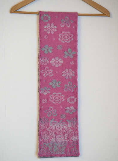 Knitting pattern double-face scarf "Flora Flowerfield" Highland Cow