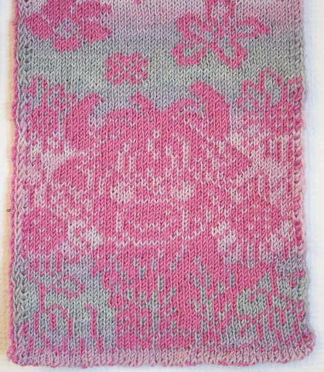 Strickanleitung Doubleface-Schal "Flora Flowerfield" Highland Cow