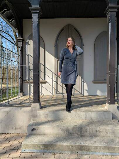 Schnittmuster Wickelkleid Rand und Band Gr. 32 - 62 Damen