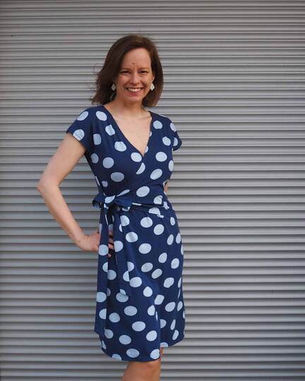 Schnittmuster Wickelkleid Rand und Band Gr. 32 - 62 Damen