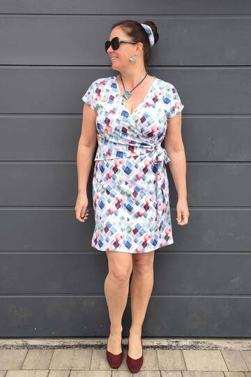 Schnittmuster Wickelkleid Rand und Band Gr. 32 - 62 Damen