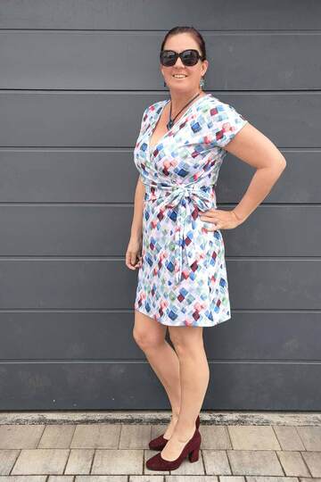 Schnittmuster Wickelkleid Rand und Band Gr. 32 - 62 Damen