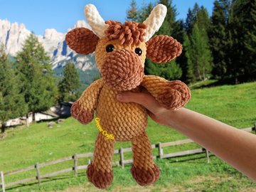 Zimt, die Schottische Hochlandkuh - Häkelanleitung mit wenig Nähen