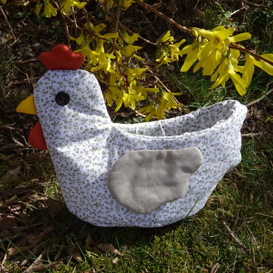 E-book - Sewing a Chicken-Shaped Storage Basket, Easter Baske English