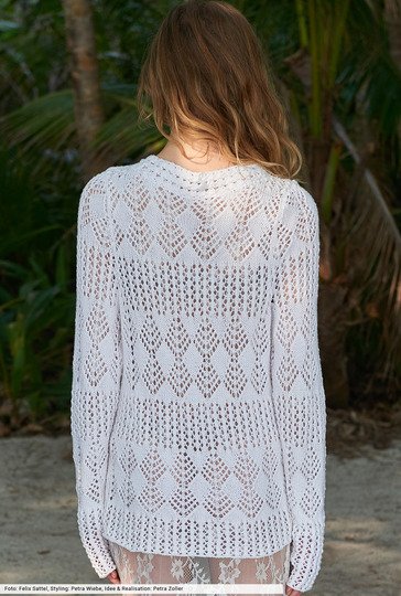 Pulli im Lochmustermix