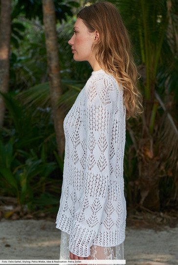 Pulli im Lochmustermix