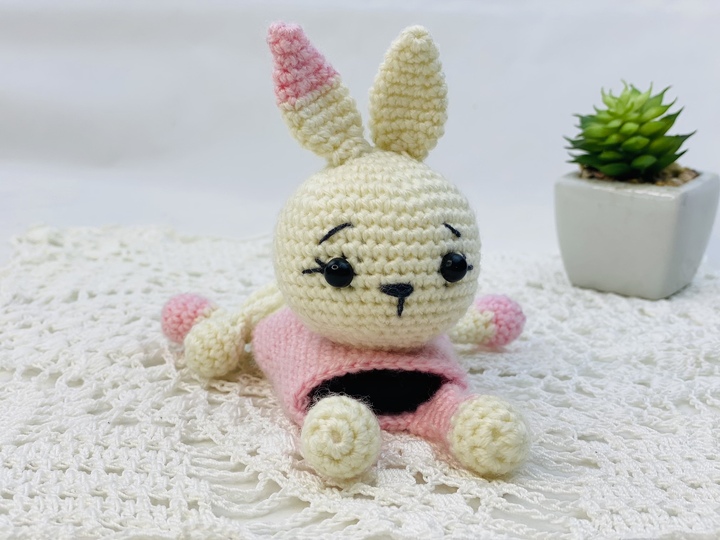 Crochet Pattern Rabbit Key Case, Bunny Key Cover Amigurumi