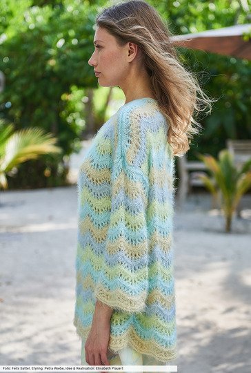 Pulli im Wellenmuster