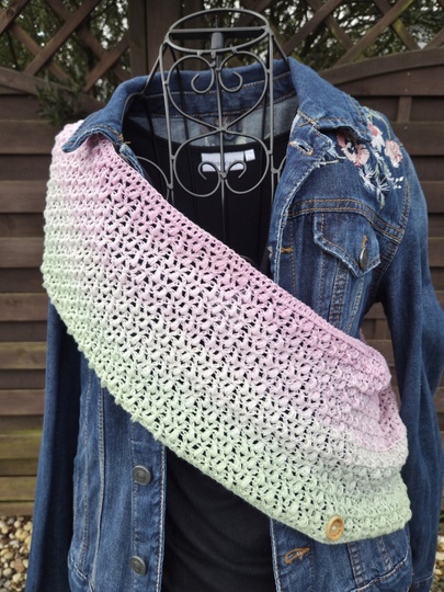 Schal Mad Pearls - Häkelanleitung trendiger Sommerschal