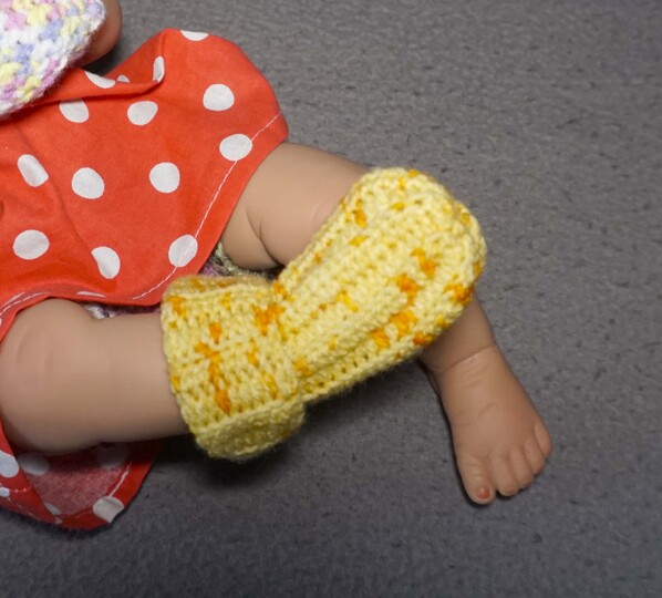 Crochet Pattern For Doll Socks!