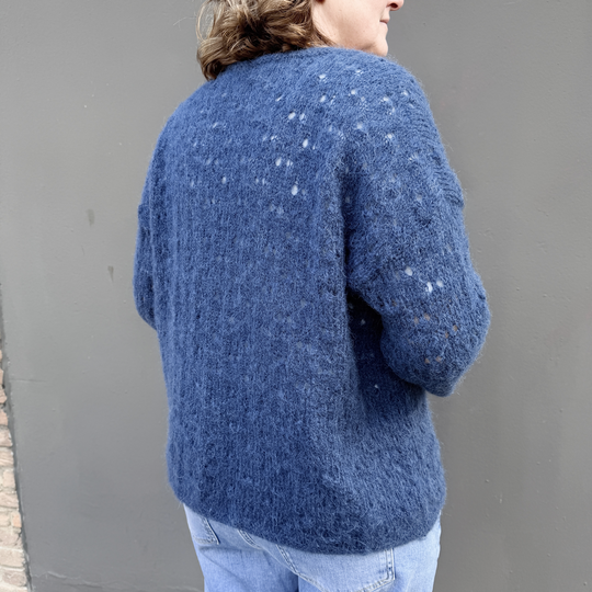 Strickanleitung Lochmuster Jacke Eileen – leichte Sommerjacke