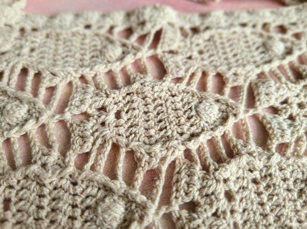 H6 Crochet Pattern for a Headscarf / Kerchief /Bandana “Fish” - Image 7