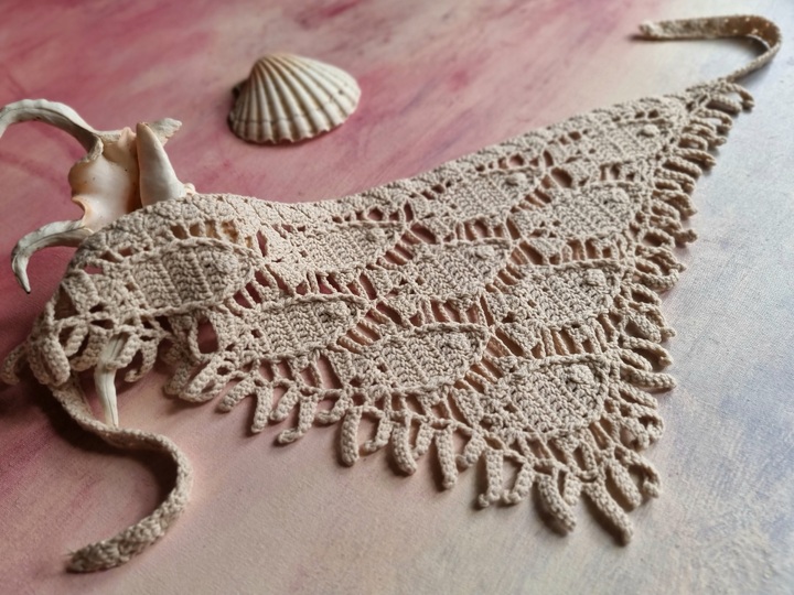 H6 Crochet Pattern for a Headscarf / Kerchief /Bandana “Fish”