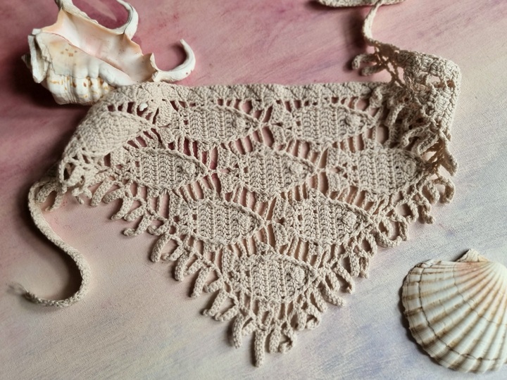 H6 Crochet Pattern for a Headscarf / Kerchief /Bandana “Fish”