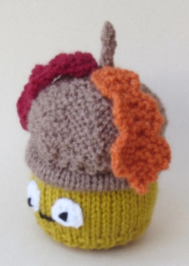 TeaCosyFolk's Acorn Chocolate Orange Cosy Knitting Pattern