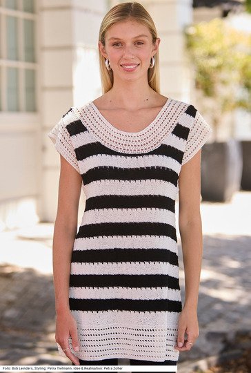 Tunika mit gehäkelten Blenden