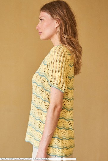 Shirt mit Wellenstrukturen