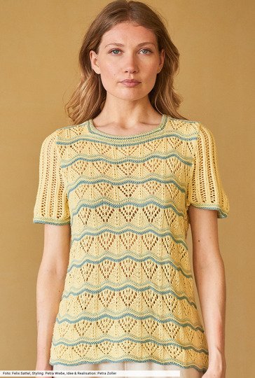 Shirt mit Wellenstrukturen