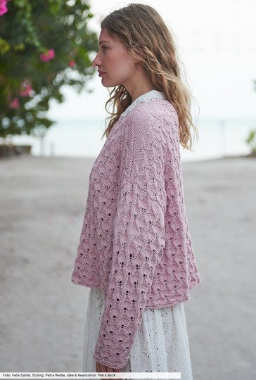 Lochstrukturmuster-Pulli