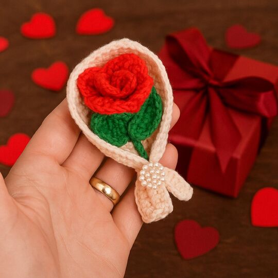 Mini Rose Bouquet Crochet Pattern PDF – Floral Gift Wrap Design Tutorial
