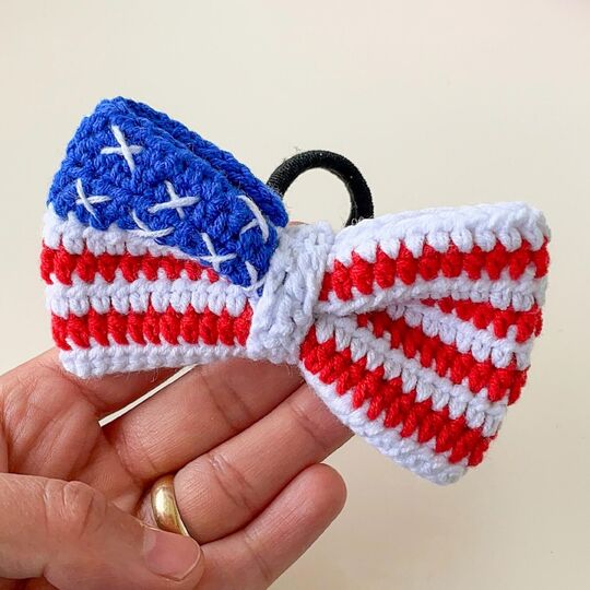 Crochet American Flag Bow Pattern PDF – USA Hair Bow & Cup Cozy Tutorial