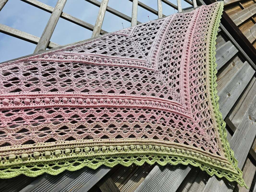 Crochet Pattern Triangular Scarf "Isaia" - Image 2