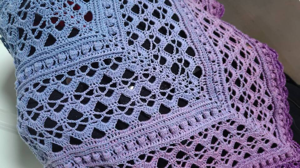 Crochet Pattern Triangular Scarf "Isaia"