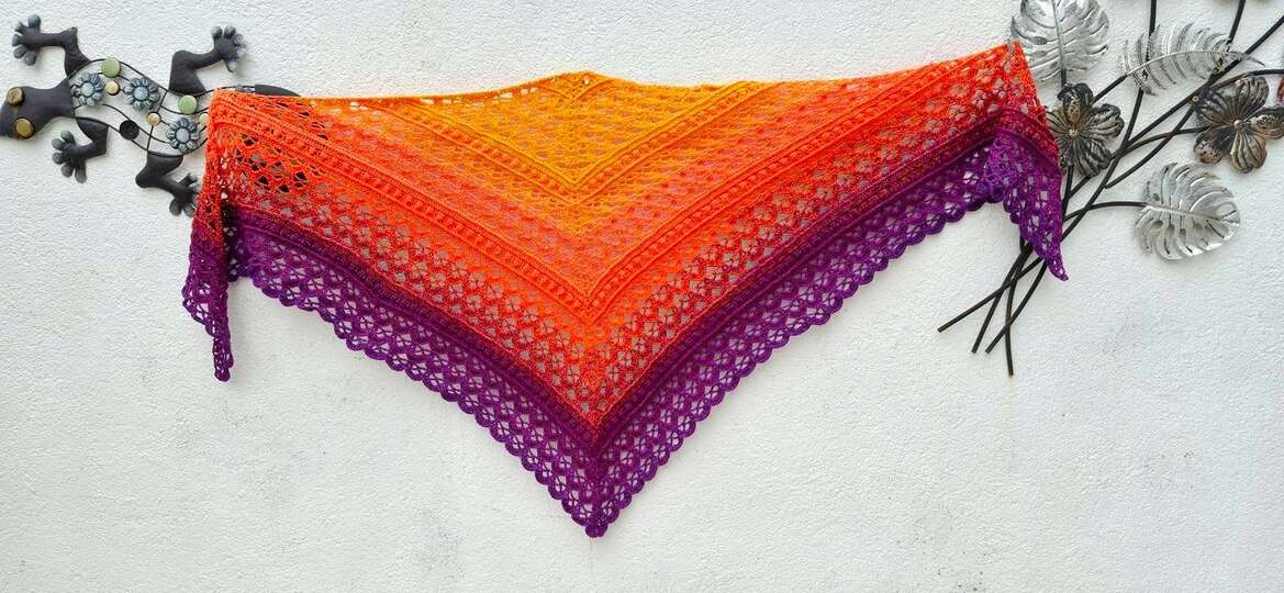 Crochet Pattern Triangular Scarf "Isaia"