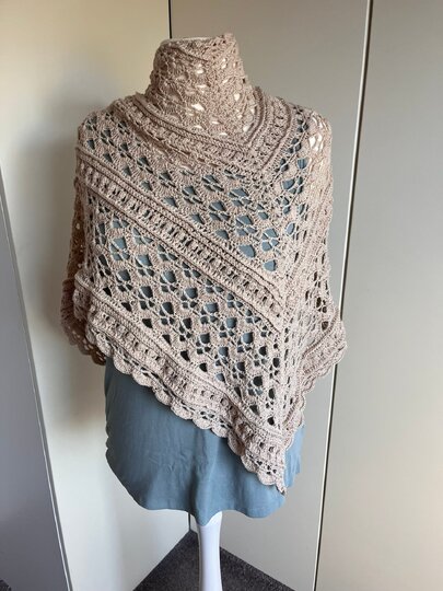 Crochet Pattern Triangular Scarf "Isaia"